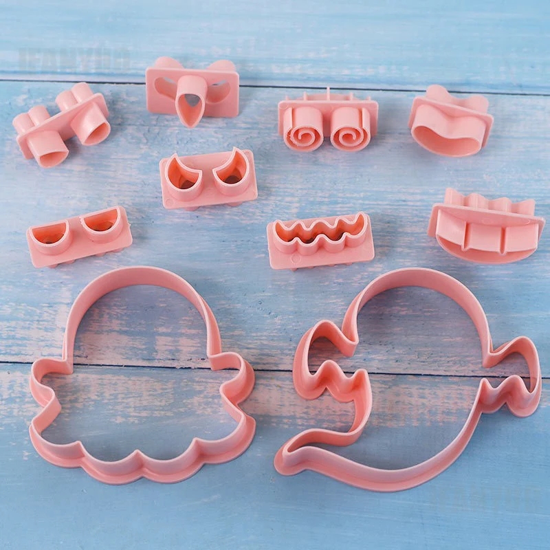 Set 14 Strumenti Per Decorazione Torte (46 Pezzi) – Stampini Per Fondente, Biscotti, Glassa – Fiori, Farfalle, Foglie – Fai Da Te - 4