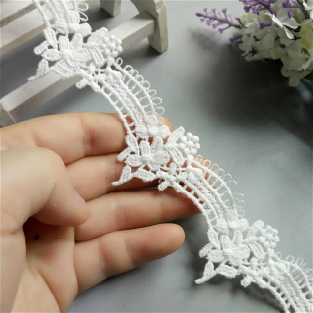 

2 yard White Soluble Polyester Flower Embroidered Fabric Lace Trim Ribbon Handmade DIY Sewing Craft For Costume Hat Decoration
