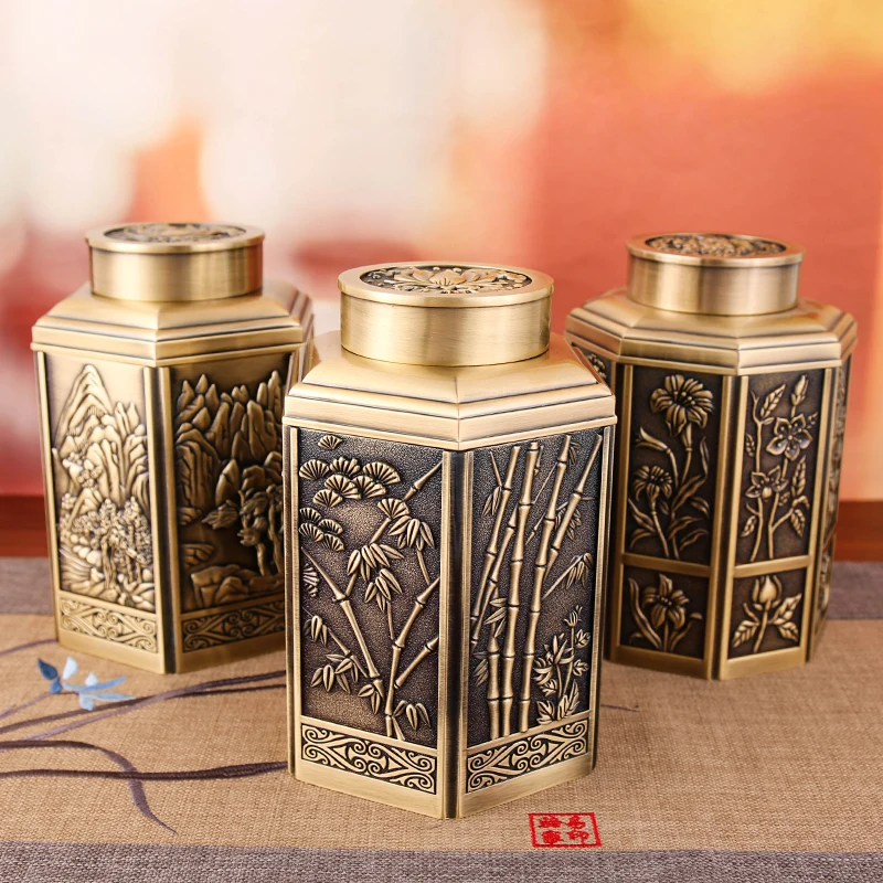 

Tea cans boutique high-end sealed cans household exquisite vintage bronze storage cans Chinese style.
