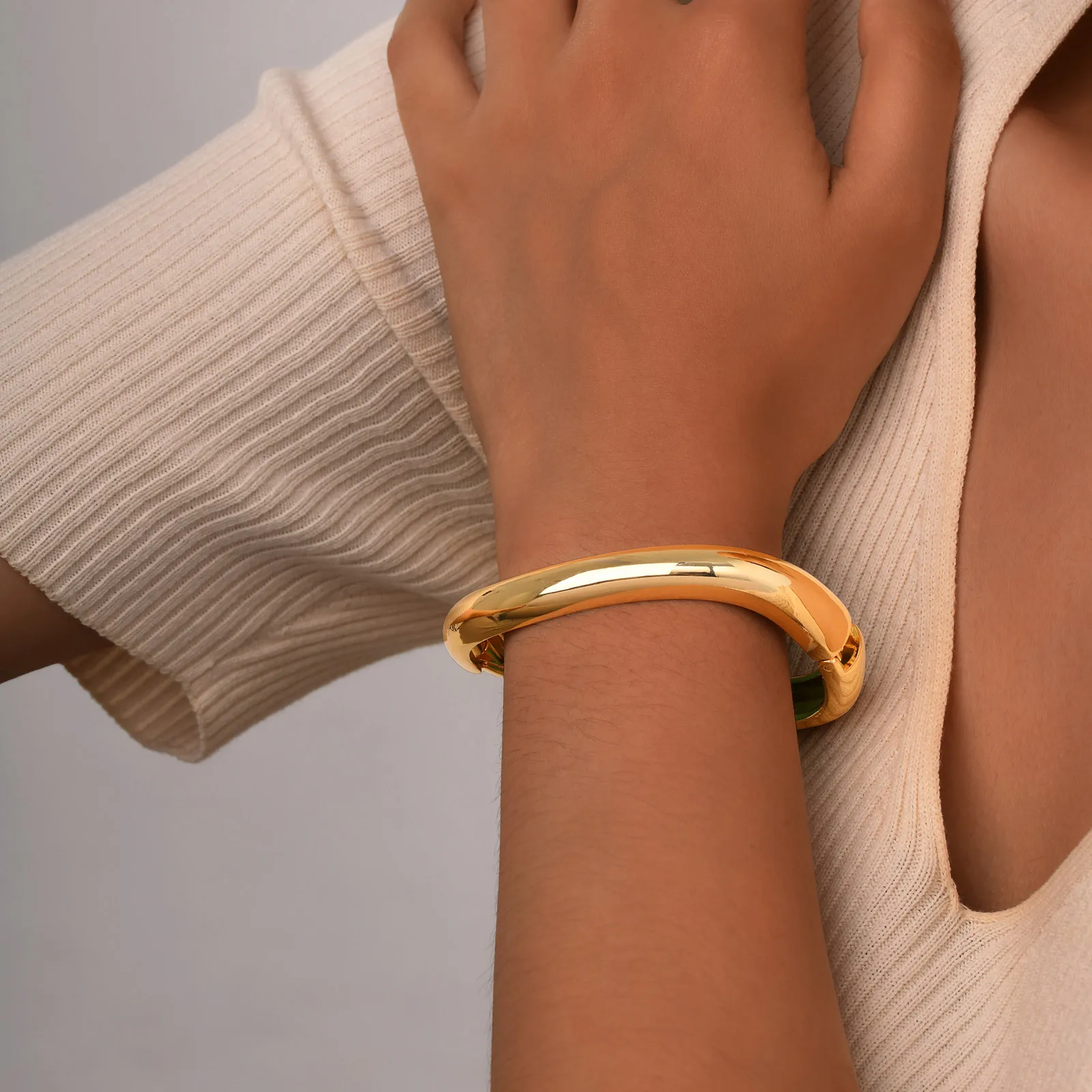 Punk Wave Open Cuff Bangles for Women Adjustable Irregular Arm Bracelet Jewelry Accessories