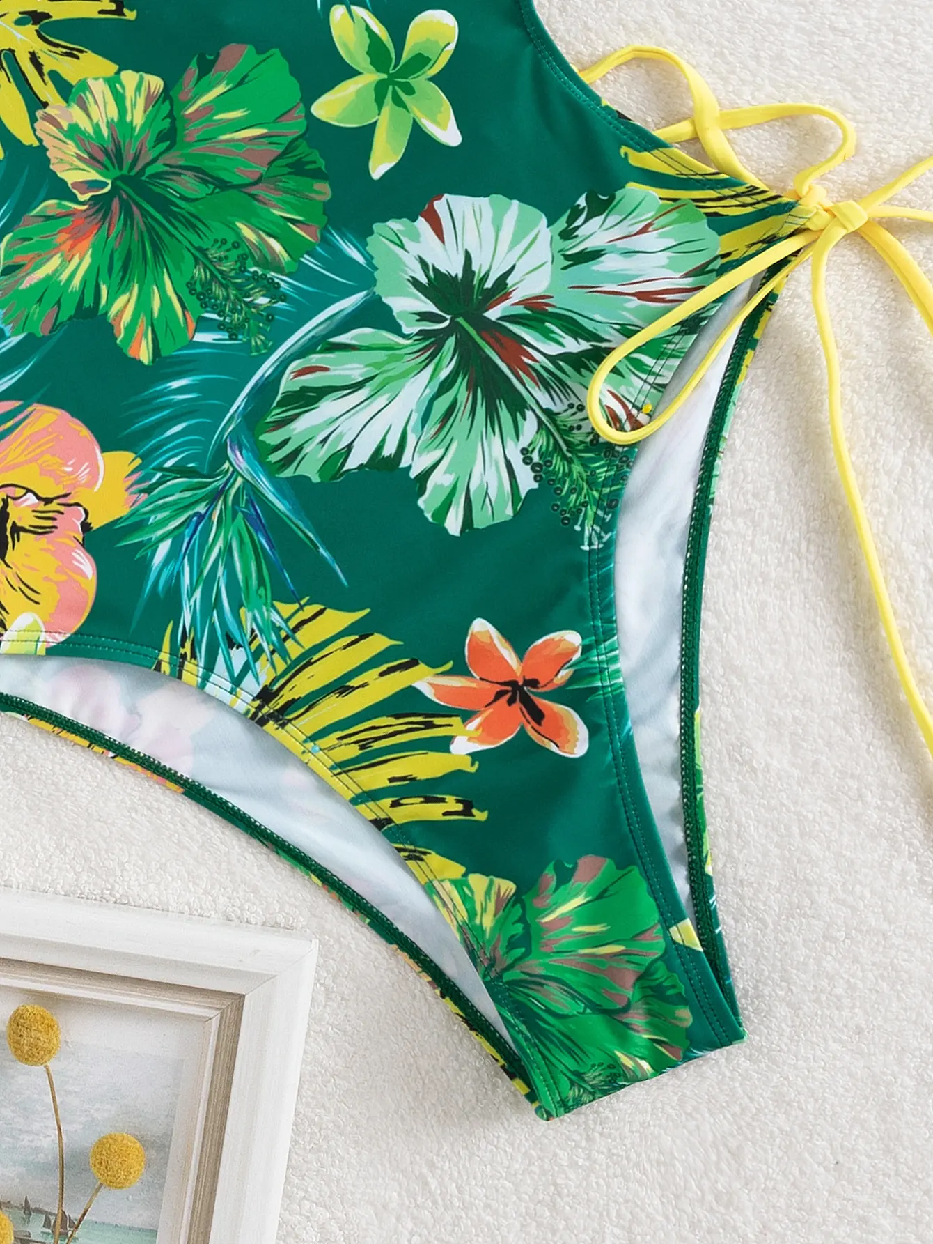 Maillot De Bain Une Pièce Blanc | Taille M | Lacets Taille | Occasion Très Bon état