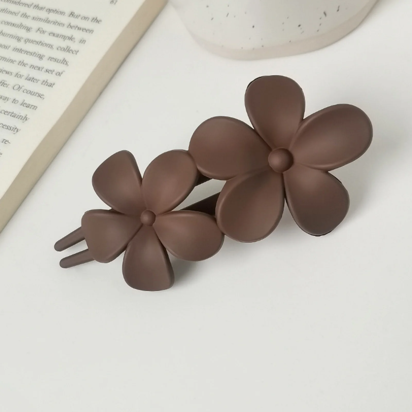 4Pcs Flower Hair Clips Fashion Matte Black Floral Hairpins Hair Claw Clips Non-Slip Hair Clamps Grab Elegant Hair Accessories