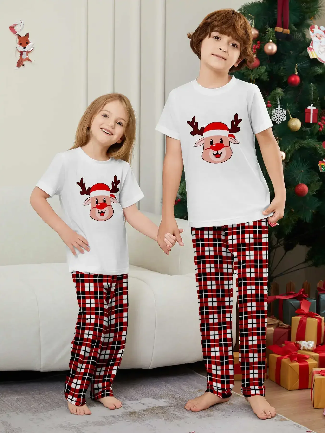 thumbnail image 5 of Conjunto de pijamas navideños familiares con estampado de alce bonito, camiseta de manga corta con cuello redondo y pantalones largos, traje de 2 piezas, ropa de dormir informal suave, pijama de aspec, 5 of 5