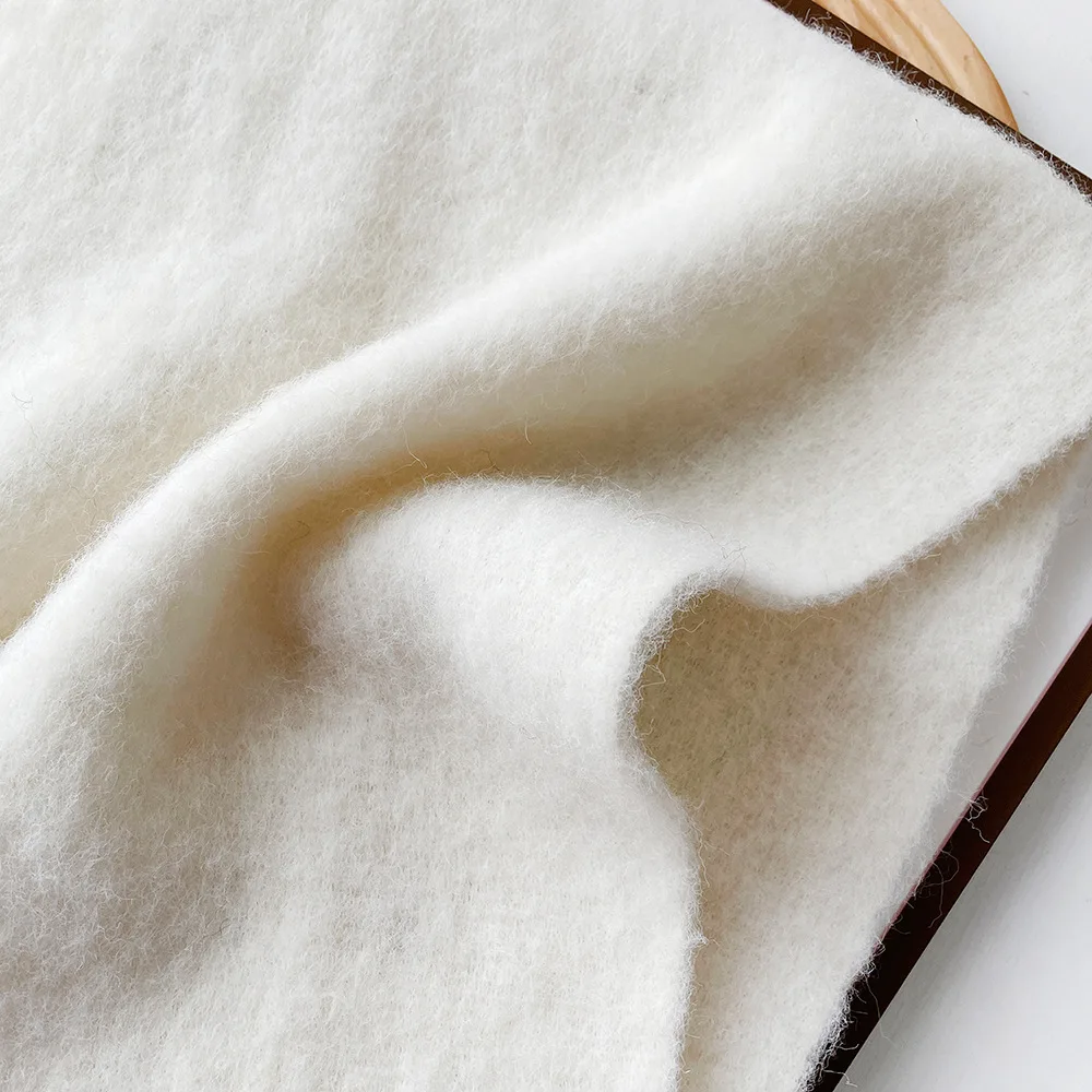 Luxus Solide Wolle Mischung Schal Frauen Winter Quaste Schal Pashmina Taschentuch Dame Pareo Weiche Outdoor Winddicht Bufanda 2025 – Detail 3