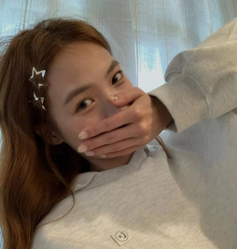 【プレゼントにおすすめ♪】LV ★ヘアクリップ 2セット プレゼントにおすすめ♪】LV ☆ヘアクリップ 2セット (Louis