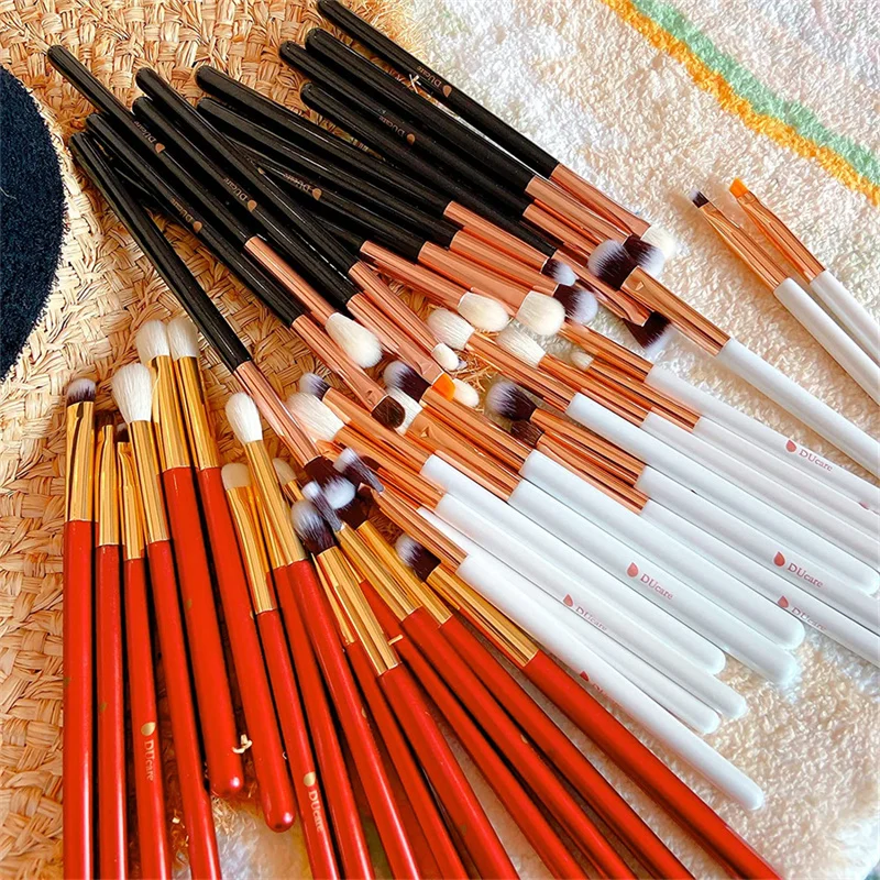 DUcare Eyeshadow Brushes 15PCS Eye Makeup Brush Set Eyebrow Blending