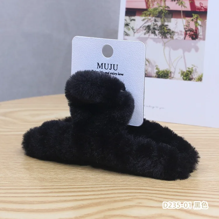 Plush Autumn & Winter Hair Clip - Sweet & Gentle Fashion Accessory