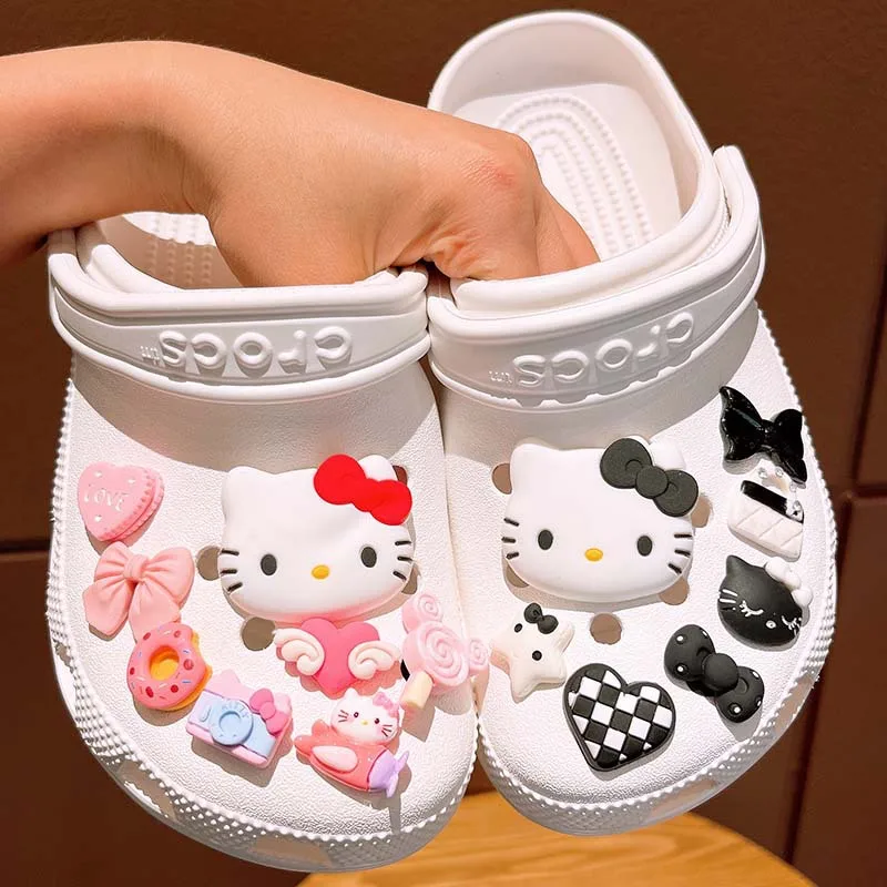 6-8Pcs Sanrio Hello Kitty Kuromi Cinnamoroll Shoe Charm Set LED DIY Shoe Decorations Accessories for Slides Sandals Clogs Gift shoe charms