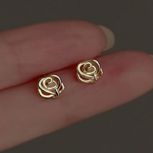 Fashion Women's Minimalist Mini Geometric Studs Earrings Triangle Square Heart Star Zircon Small Earrings Party Jewelry