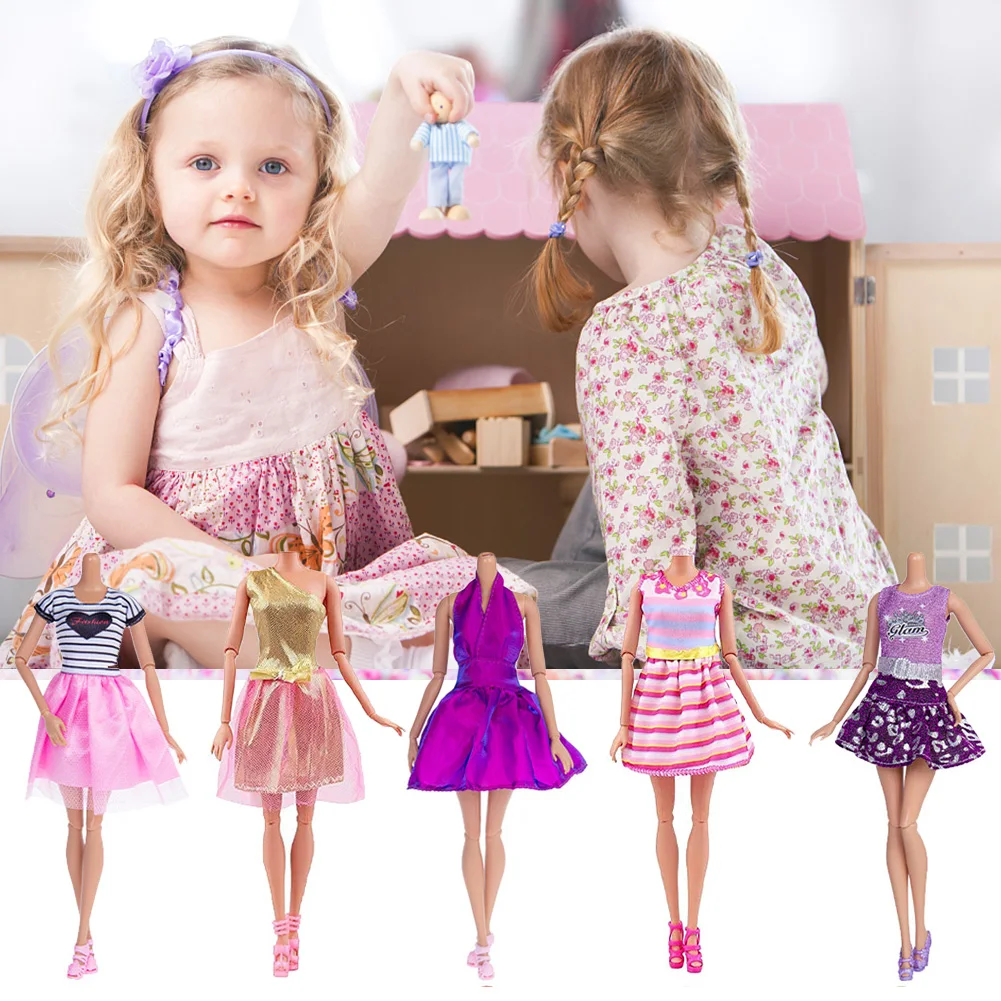 32pcs Doll Dressup Dress Polyester Doll Decorative Skirt Props Fairy Collection Clothes Random Style for Girls Gift 