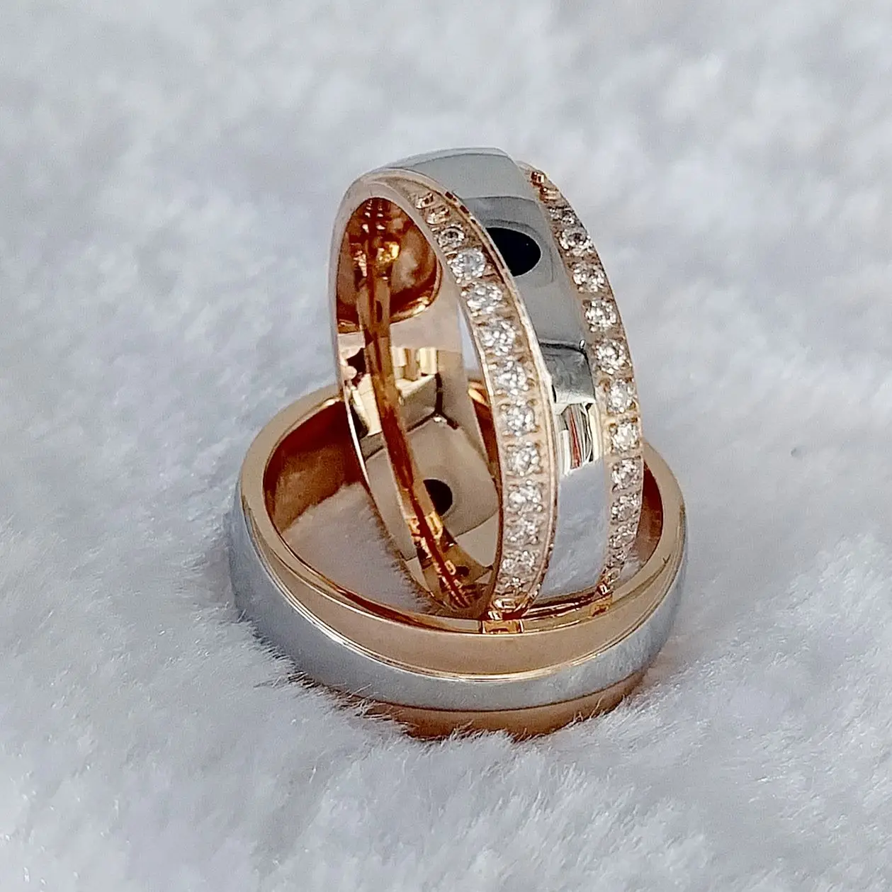 

High Quality Designer Crown Lover's Couples Wedding Rings For Men and Women 18k Rose Gold Plated Bridal Promise Engagement Ring