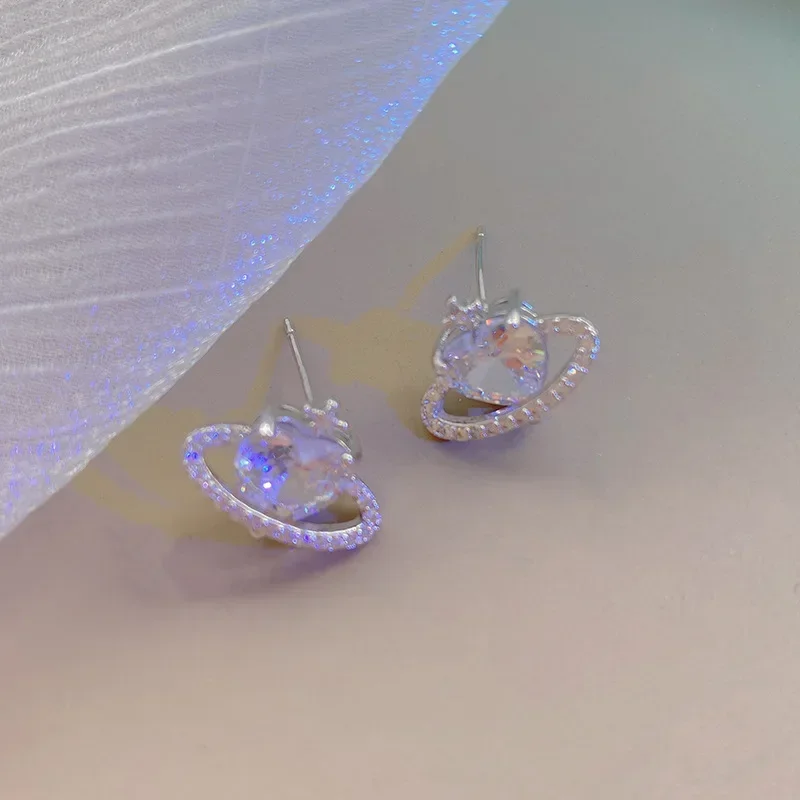 

Fashion Heart Small Piercing Stud For Modern Women's Earring Gifts Original And Funny Luxury Designer 2023 New Jewelry Sets
