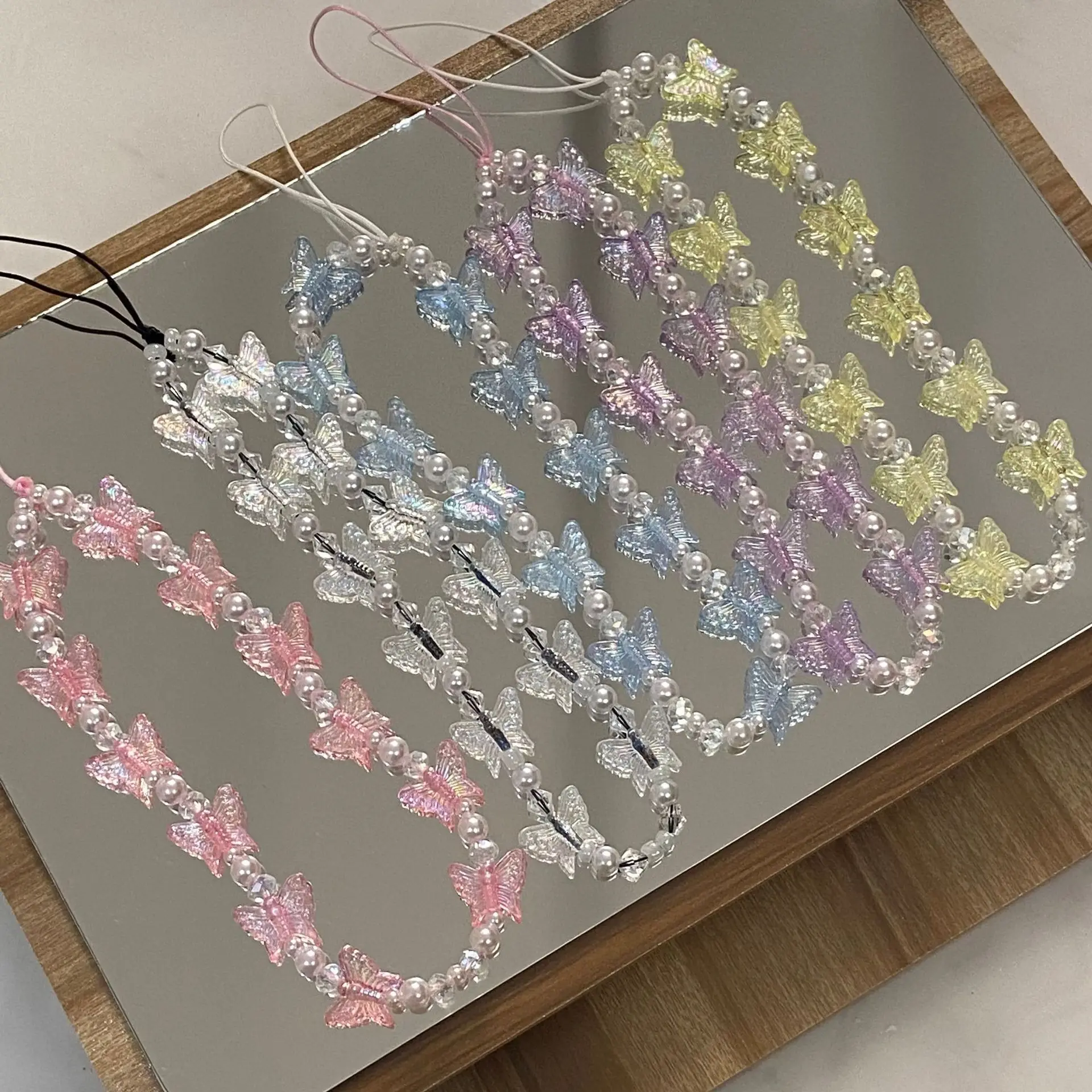 Colgante De Teléfono Móvil Con Forma De Mariposa, Hecho Con
