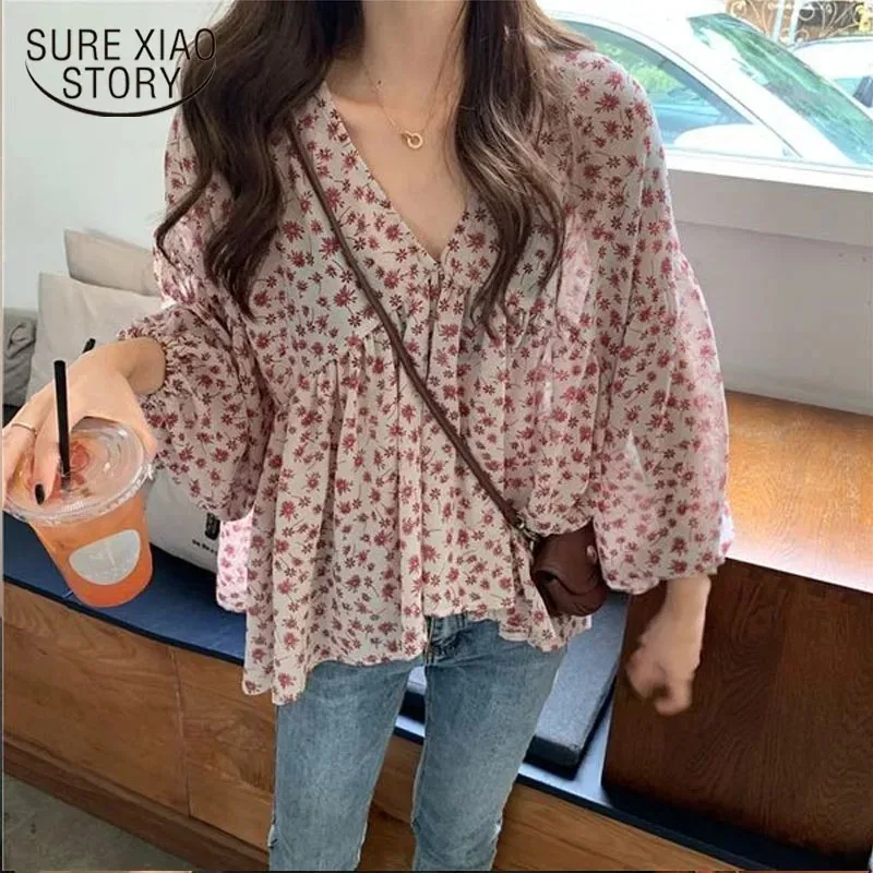 New Spring and Summer Fashionable Sweet and Loose Versatile Top with A V-neck Floral Long Sleeved Chiffon Shirt for Women 9307