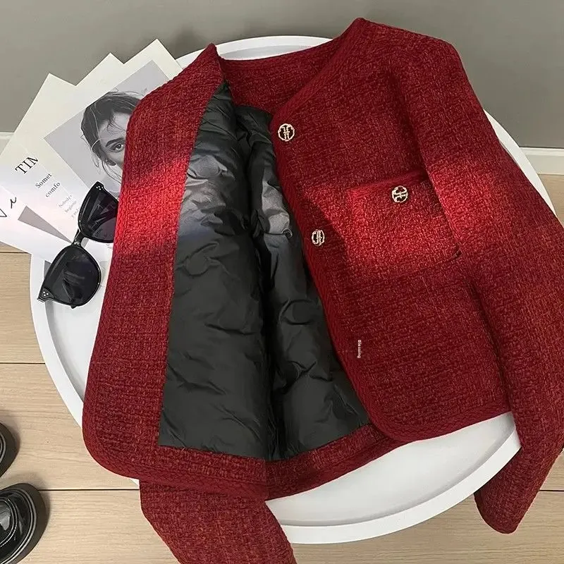 2024 Winter New Fleece Thickened Tweed Style Women's Jacket Elegant Fashionable Petite Cropped Top Red Color Denim Coat