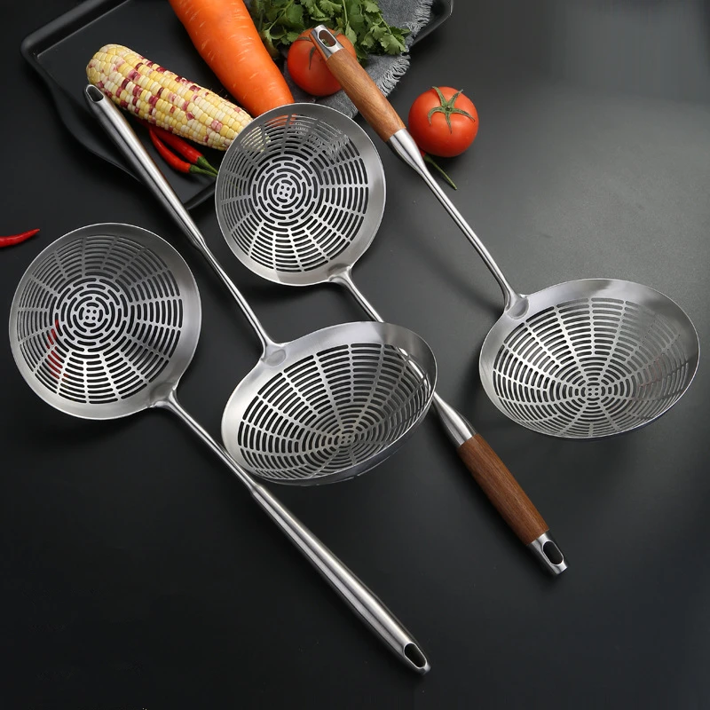304 Stainless Steel Kitchen Large Colander Wooden Handle Noodles Ladle Strainer Spoon Food Skimmer Filter Cooking Kitchenware