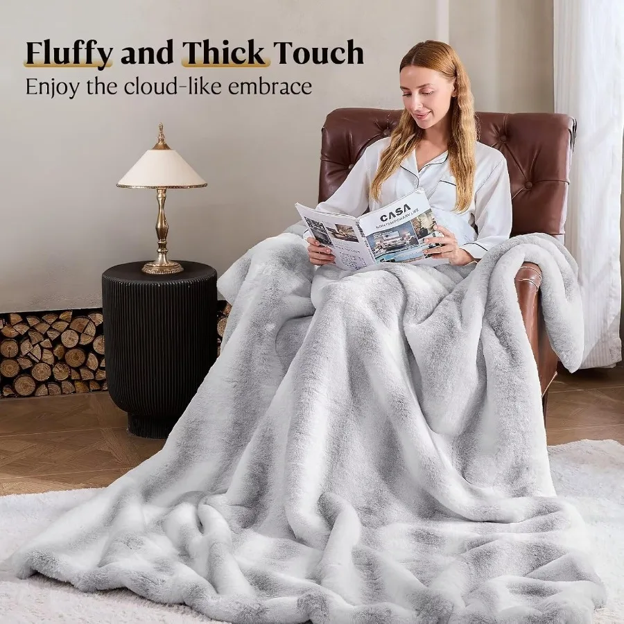 Luxury Faux Fur Blanket for Cozy Comfort: Soft Warm Plush Throws for Couch Sofa Bed Ideal for Bedroom Office Living Room Decora