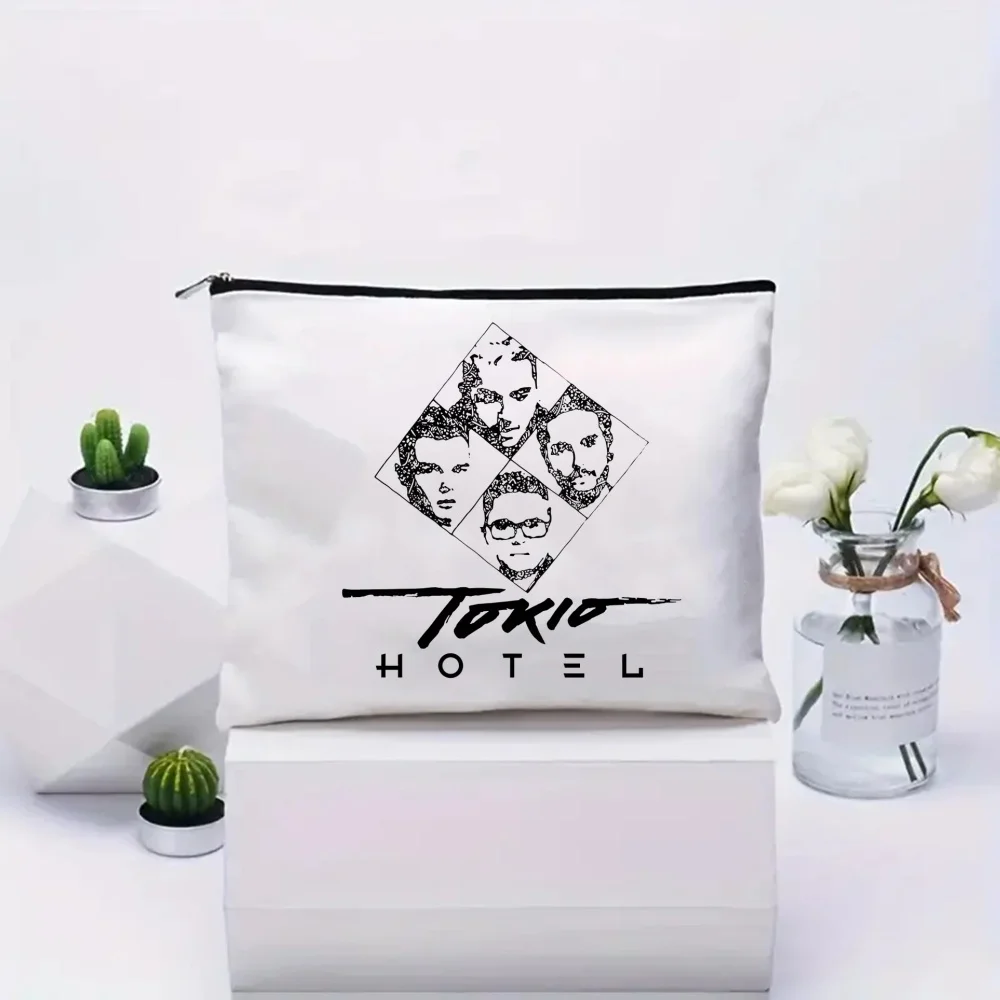 Makeup bag-E