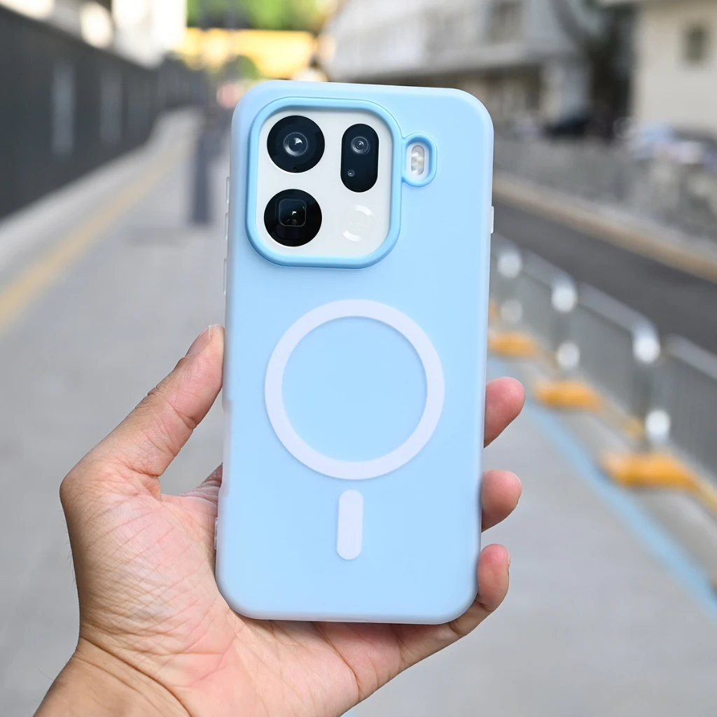 Luxury Magnetic 2-in-1 Frosted Skin-Friendly Liquid Silicone Phone Case Bumper Cover