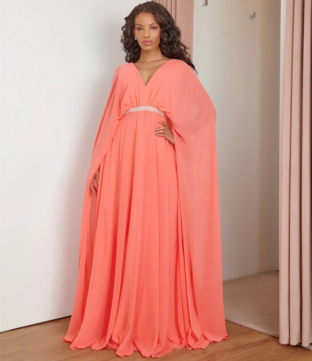 

Classy Long Chiffon V-Neck Evening Dresses With Cape A-Line Pink Floor Length فساتين السهرة Prom Gowns for Women