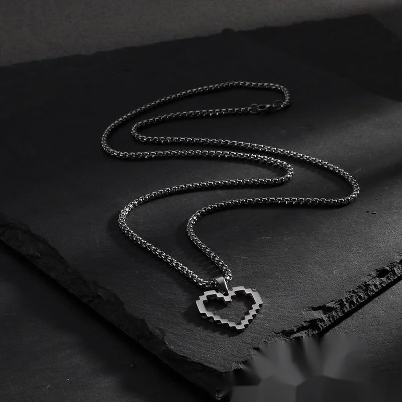 New Minimalist And Versatile Peach Heart Mosaic Pendant, Personalized Titanium Steel Necklace, Female Hip-hop Heart Necklace, Sweater Chain_voghion.com