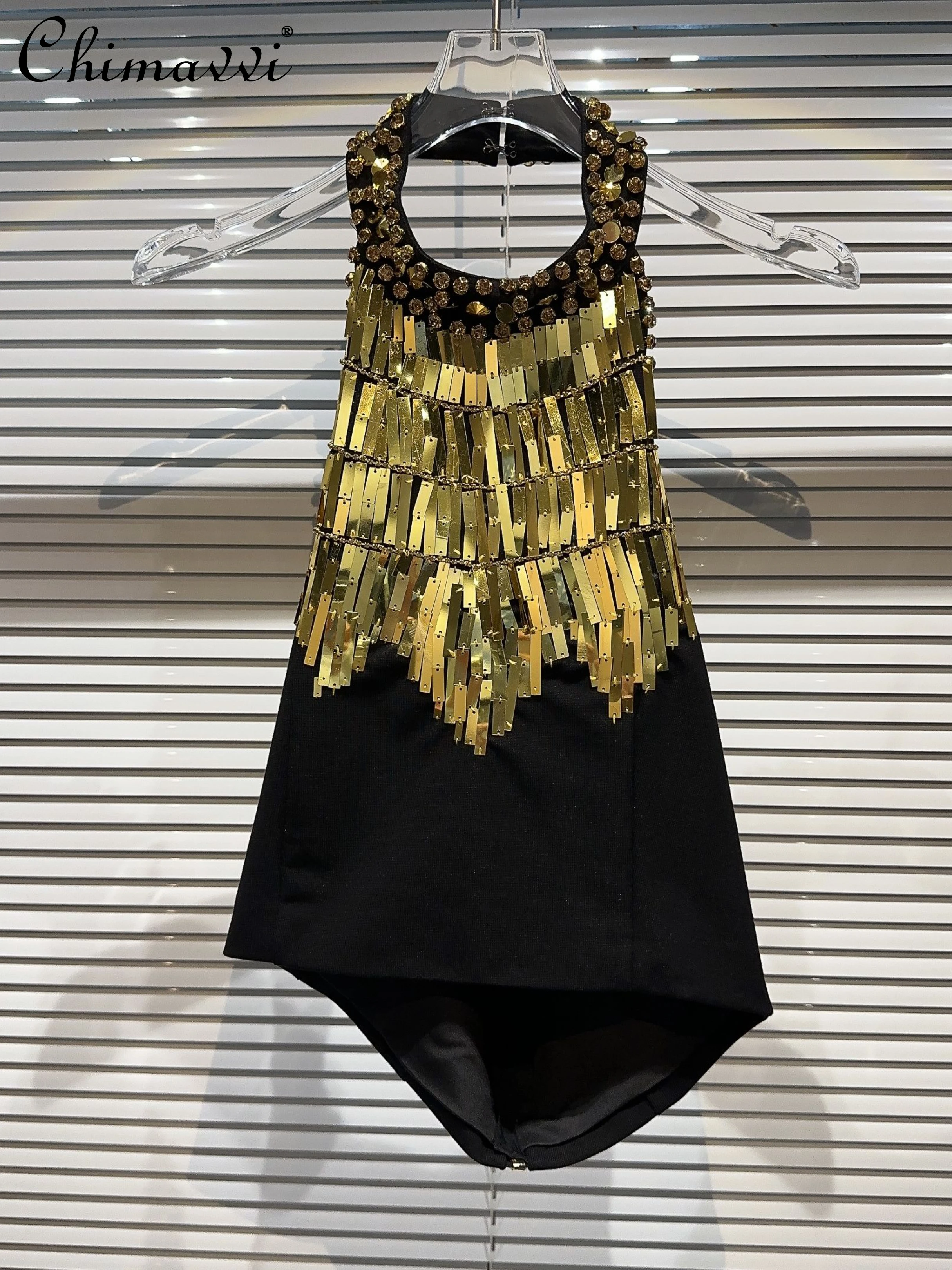 

Sexy Camisole 2023 Autumn New Heavy Golden Sequin Bead Rhinestone Collar Edge Halter Top Elegant Socialite Tanks Tops for Women