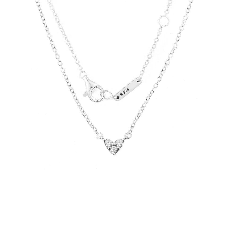 

Женское колье из серебра 925 пробы с кристаллами