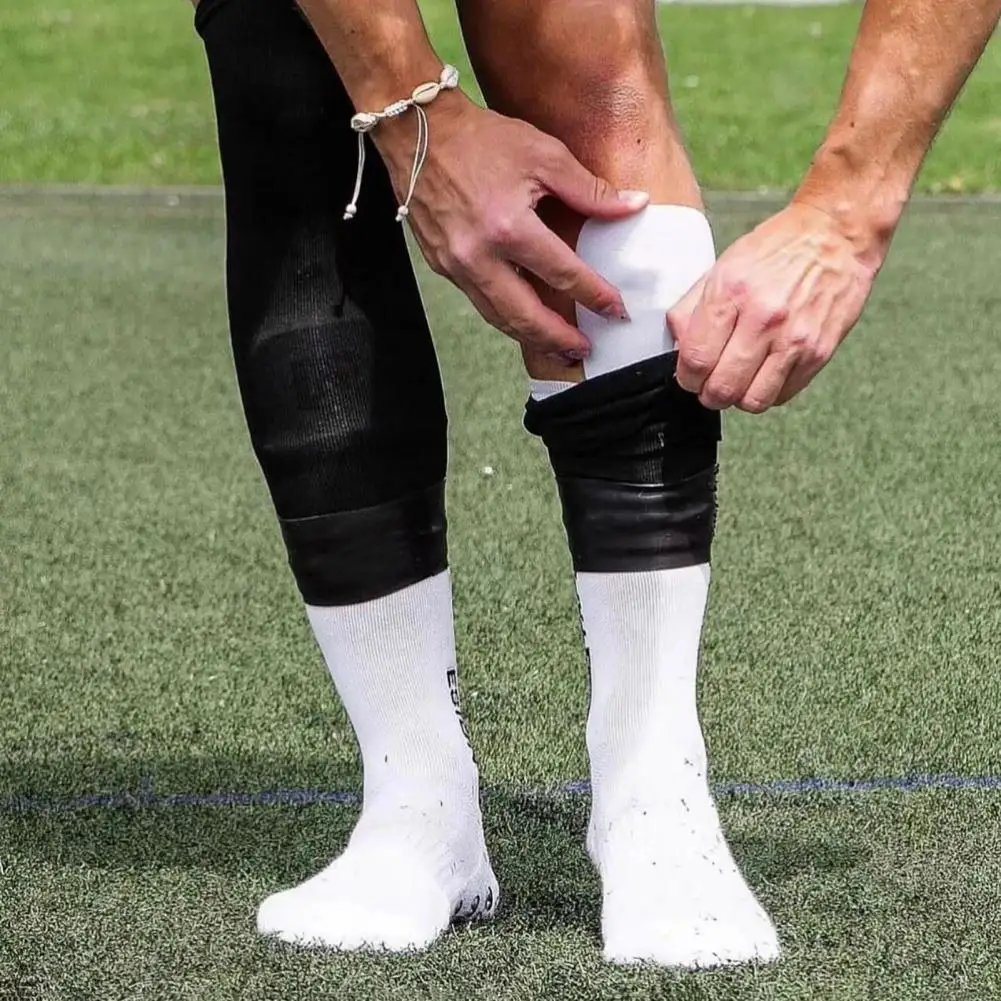 Shin Guard Pads Soccer Shin Guard Straps Silicone Elastic Fixing Anti-Slip Strap for Leg