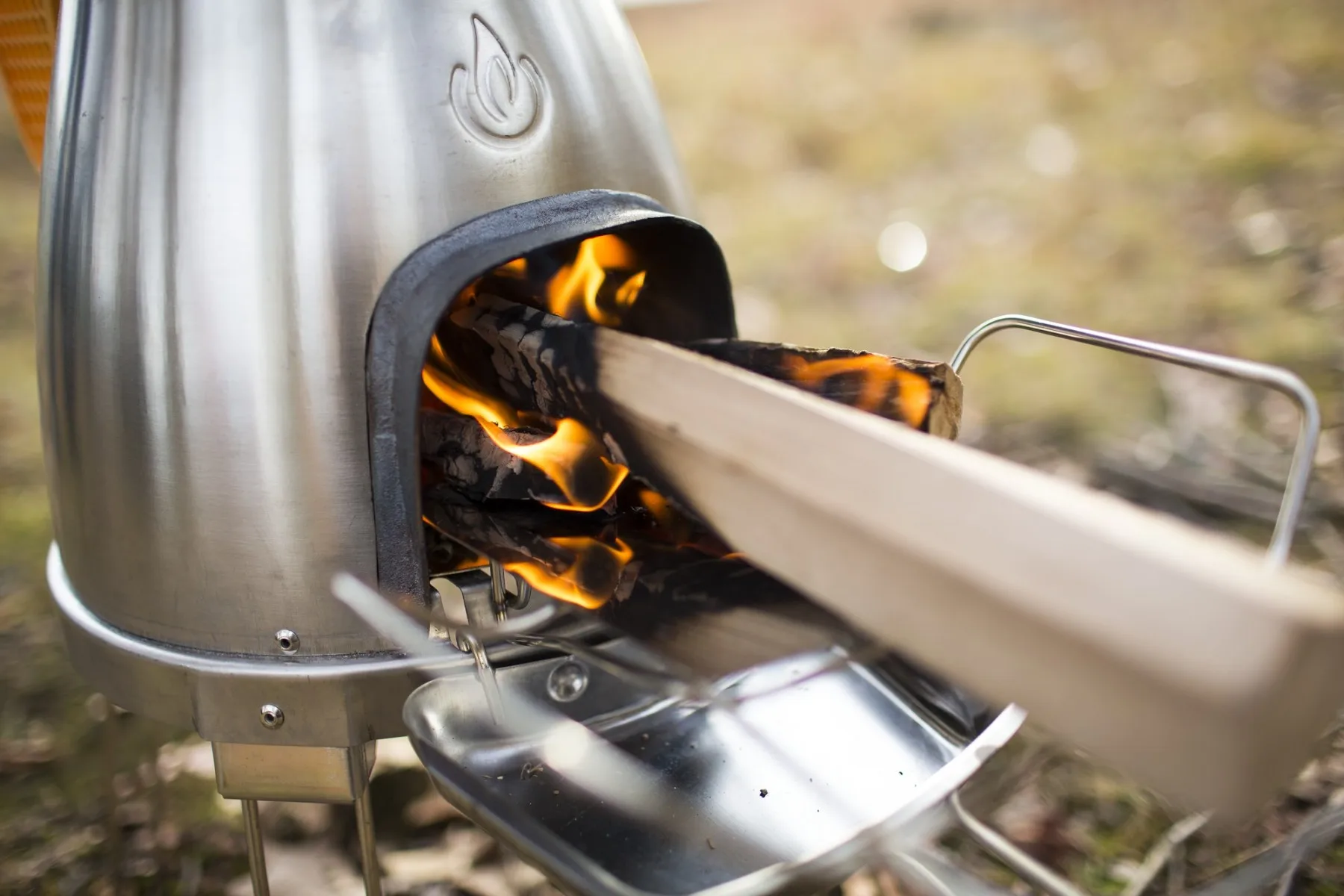 Generator oven with USB recharge BioLite Basecamp - AliExpress