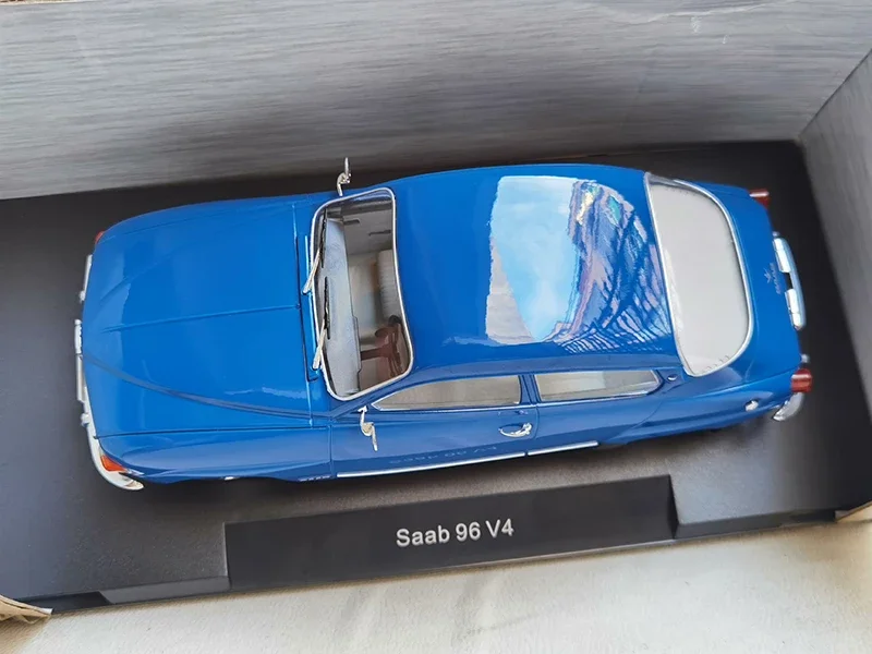 1/18 サーブ SAAB 96 V4 ブルー MCG製 ダイキャスト製ミニカー Model Car Group (MCG) 1/18 Scale MCG18283 Saab 96 V4 - Blue