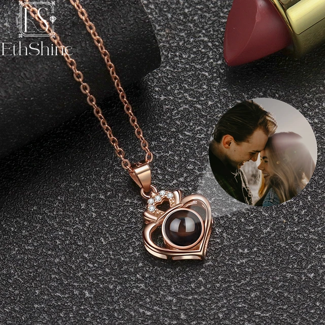 Projective Photo Necklace 2025