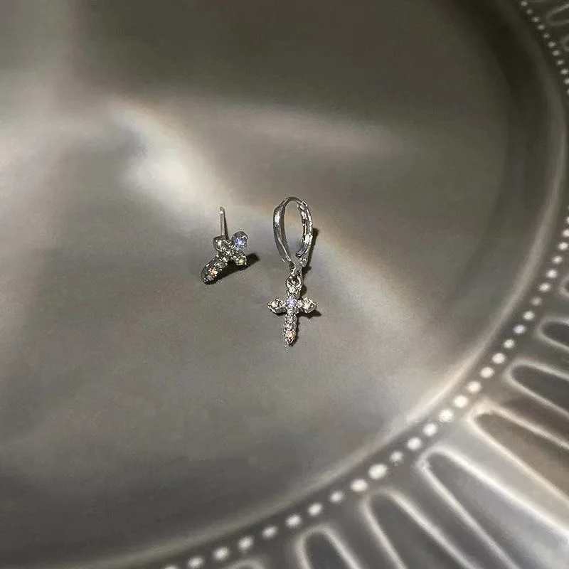 Asymmetric Cross Stud Earrings for Women 2022 New Trend Fashion Korean Style Piercing Earrings with Cross Hip Hop Jewelry Gift