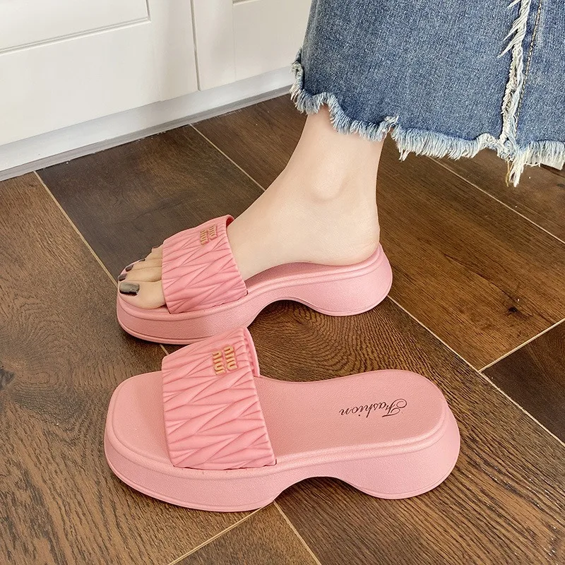 Women Beach Slippers Summer Household 2024 External Thick Sole Anti Slip Versatile Slippers Women High Heels Comfortable Shoes