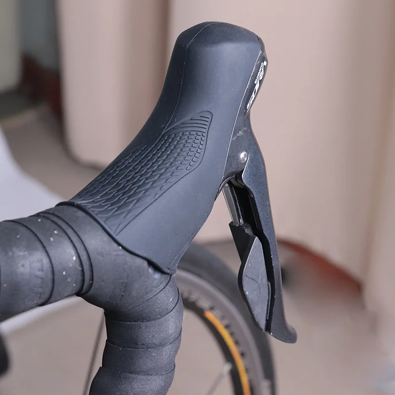 Bracket Covers for SHIMANO Claris ST-R2000 Sora ST-R3000 Road Bike Shifters Protective Hoods Rubber Sleeve Case R2000 R3000 3030