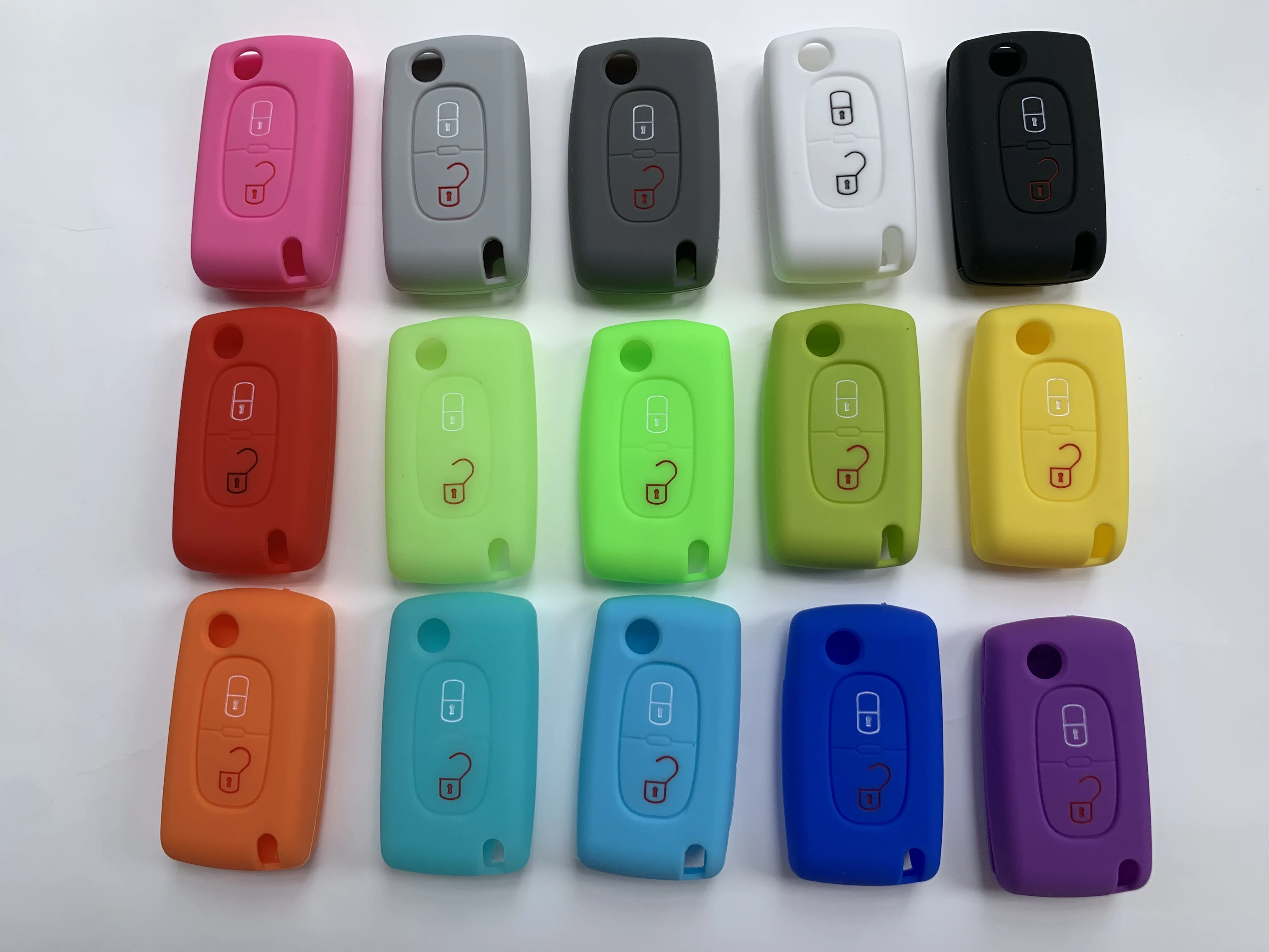 Silicone Car Key Fob Cover Case For Peugeot 206 208 207 3008 308 RCZ 508 408 2008 407 307 2 Buttons Flip Remote Folding Shell