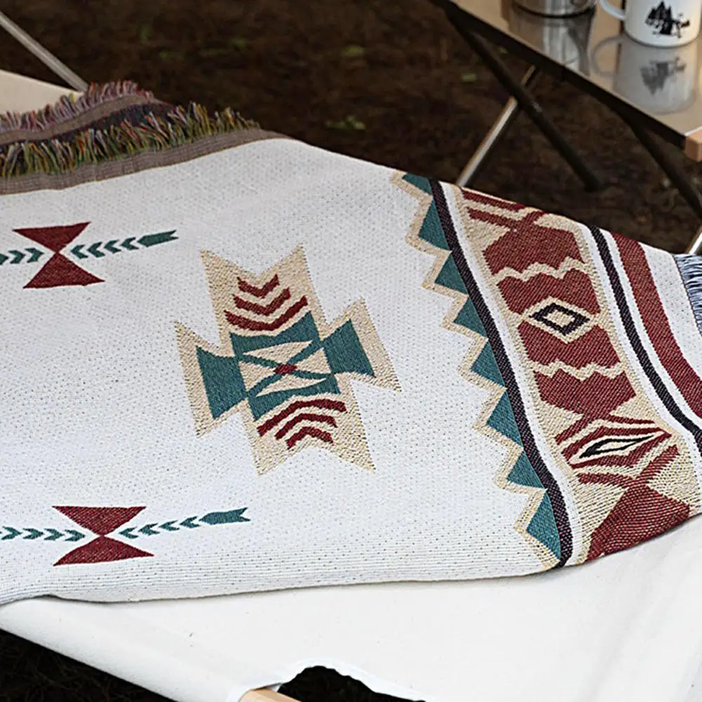 

Picnic Mat Anti-fade Picnic Blanket Tassels Large Area Durable Bohemia Style Camping Beach Mat