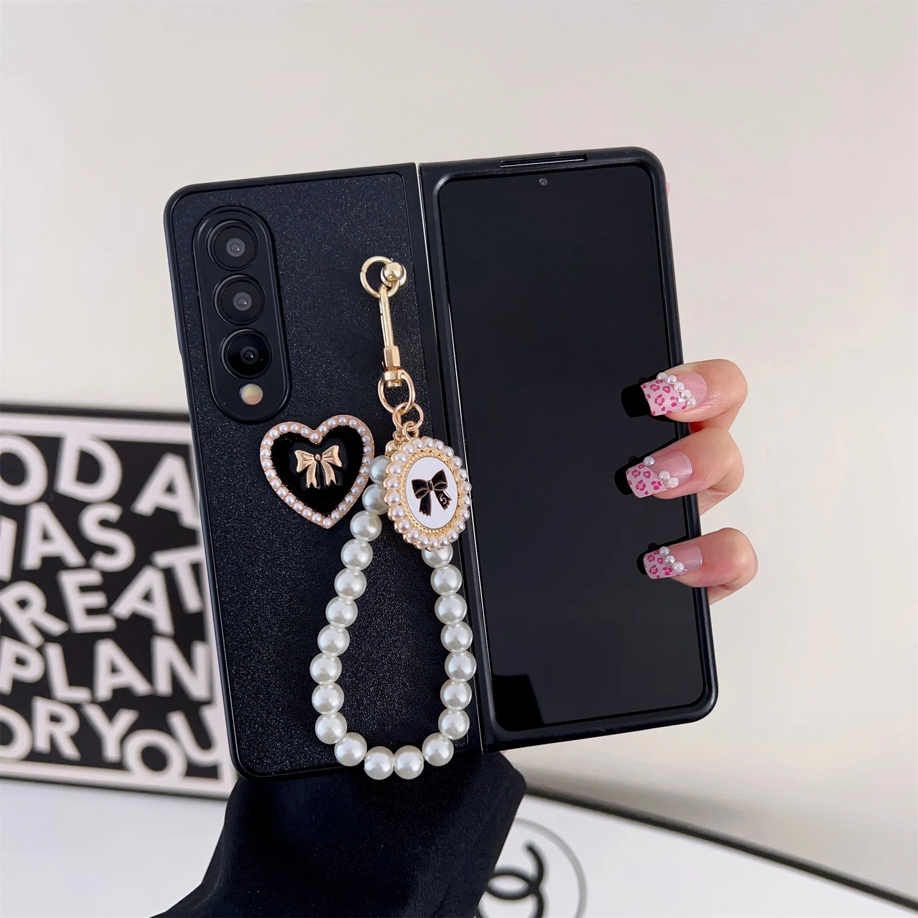 

Luxury Korean Fashion Cute Bow Pearl Bracelet Chain Love Heart Leather Case Cover For Samsung Galaxy Z Fold 6 5 4 3 2 Fold4 5G