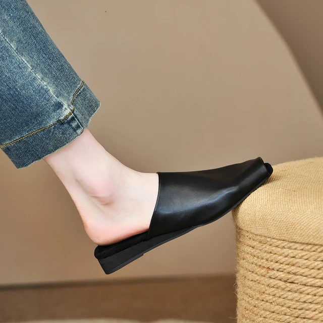 Femmes Mules couverture orteil sandales nouvelles chaussures d'été en cuir pour les femmes mode moderne pantoufles diapositives femmes Peep orteil chaussures à talons bas 1
