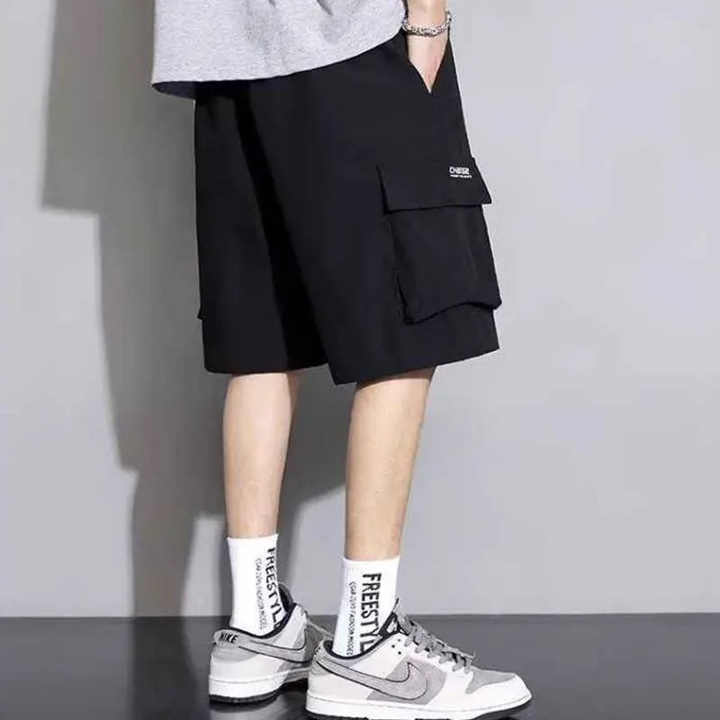 Summer Elegant Fashion Harajuku Slim Fit Ropa Hombre Loose All Match Sport Casual Shorts Pockets Thin StyleStraight Leg Shorts