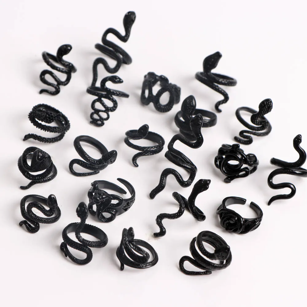30Pcs/Lot Vintage Punk Animal Snake Rings For Women Men Mix Style Retro Rock Gothic Jewelry Party Gifts