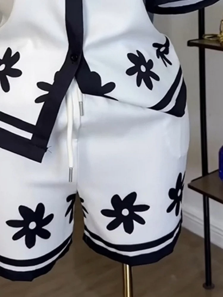 Wmstar Two Piece Set Women Wholesale Woman 2025 Summer New Fashion Lapel Color Blocked Printed Shirt Wide Leg Shorts Casual