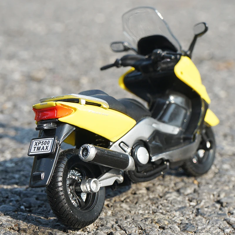 WELLY 1:18 YAMAHA XP500 TMAX Alloy Motorcycle Model Simulation Diecasts Metal Street Motorcycle Model Collection Childrens Gifts 2