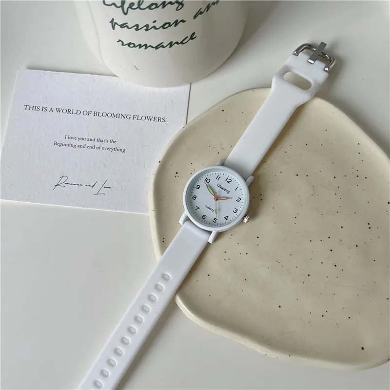 Classic Simple Watch for Kids Fashion Silicone Strap School Student Sport Casual Wristwatch Boys Girls Children Watches Gifts 2