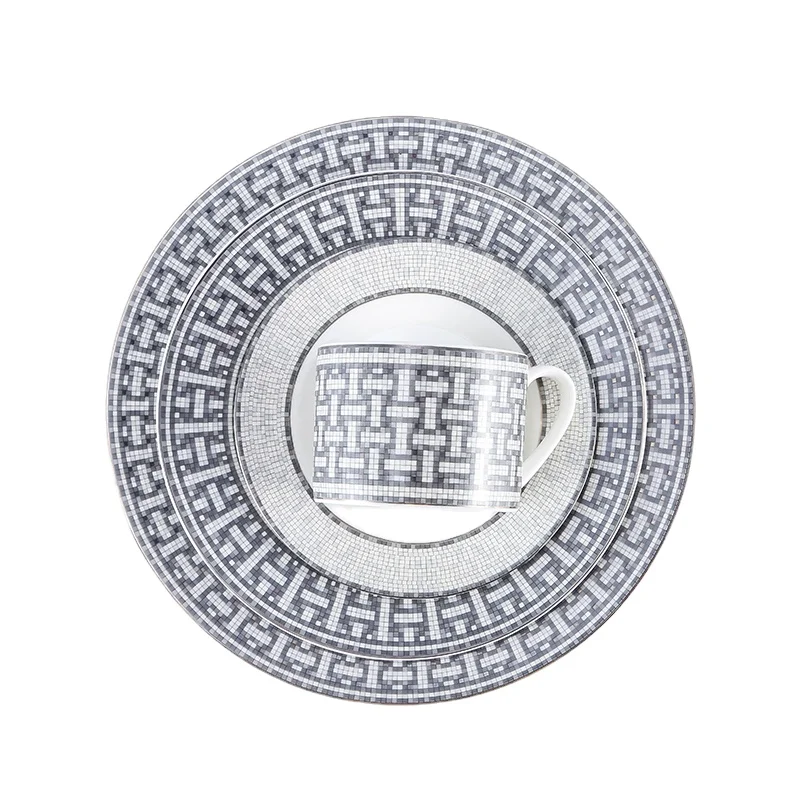 Bone China Tableware Suit European-Style Creative Luxury Combination Cups Dishes and Plates Sets Nordic Kitchen Christmas Gift