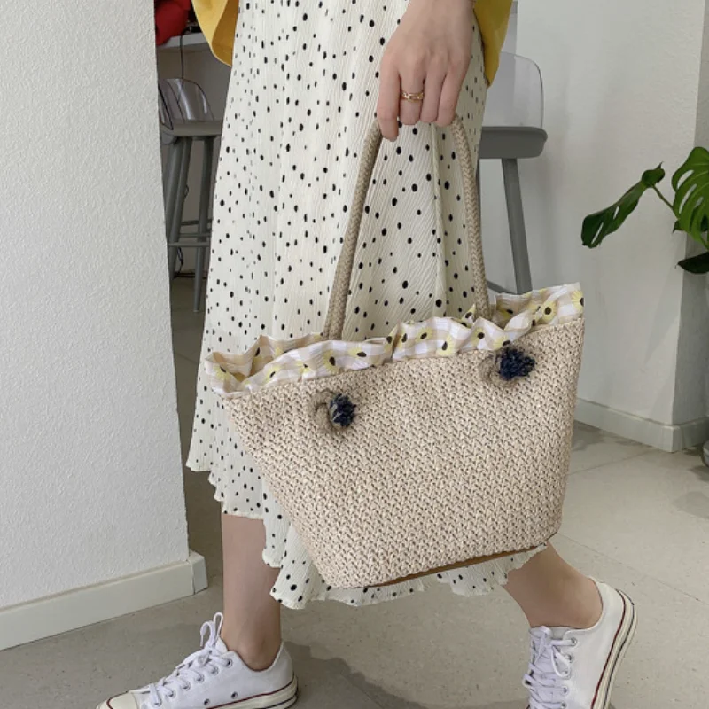 Women Straw Bags 2022 Summer New Pastoral Woven Shoulder Bag Simple Large Capacity Portable Lace Beach Bag
