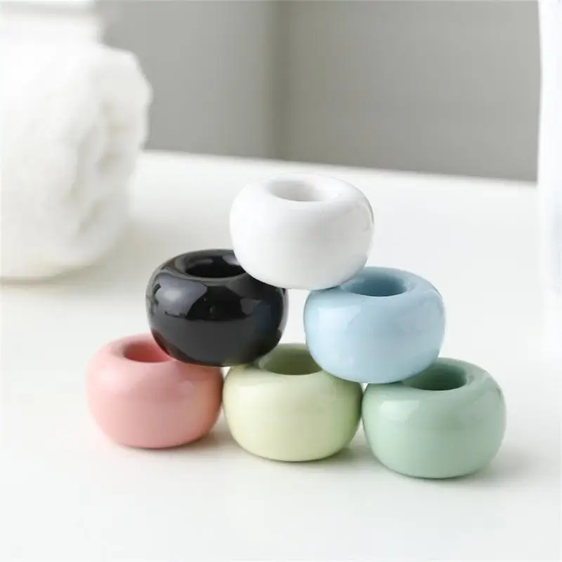 Portaspazzolino A Forma Di Ciambella In Ceramica Rosa – Simpatico Supporto Multifunzione Per Bagno - 2