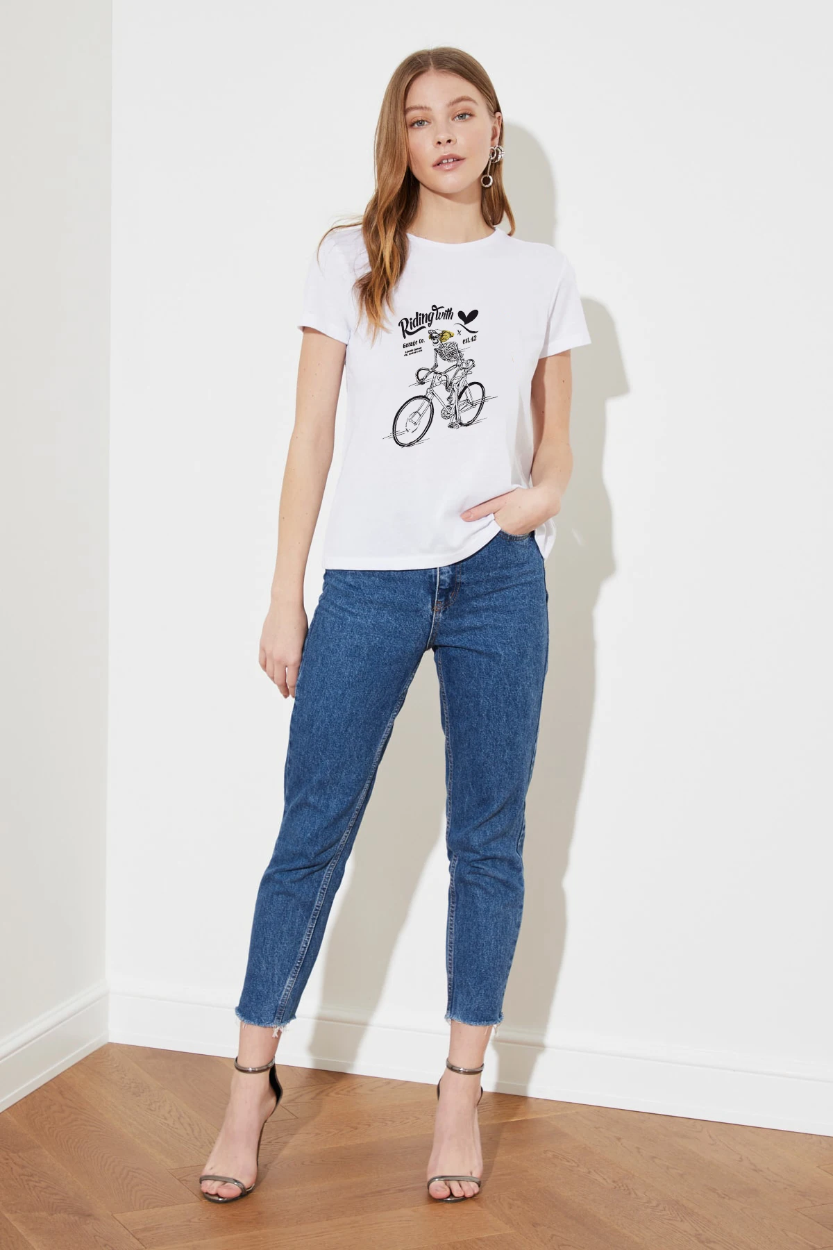 Women's T-shirt hot sell motorcycle and monogram print custom T-shirt baby tee