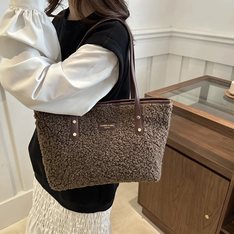 Soft Handbag Large Capacity Fall Winter Shoulder Bag Women Lamb Wool Tote Bag Zipper Closure Casual Shopping Traveling Tote