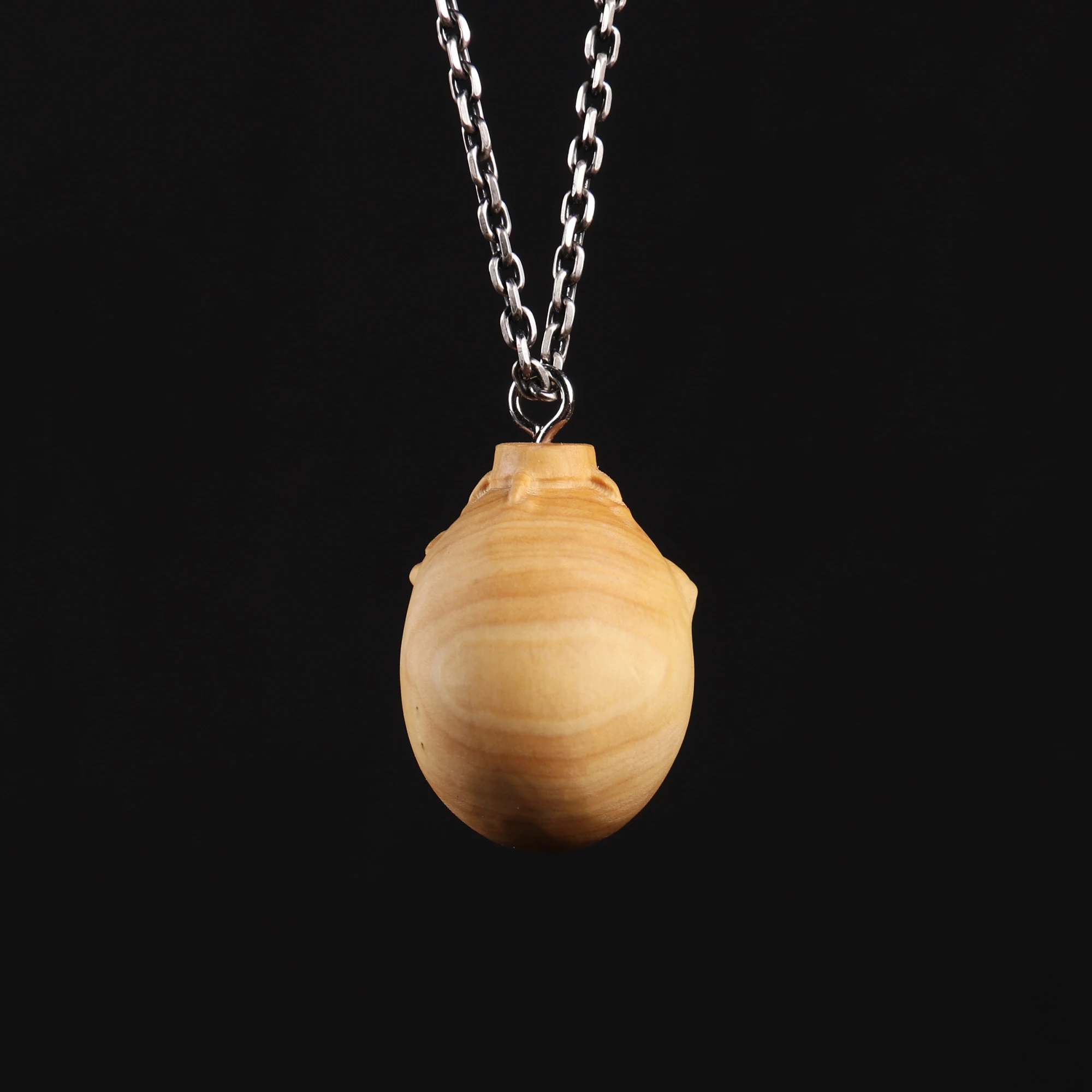 Wood Behelit Pendant Wooden Beherit Necklace Egg Of the king Griffith Cosplay Accessory 3