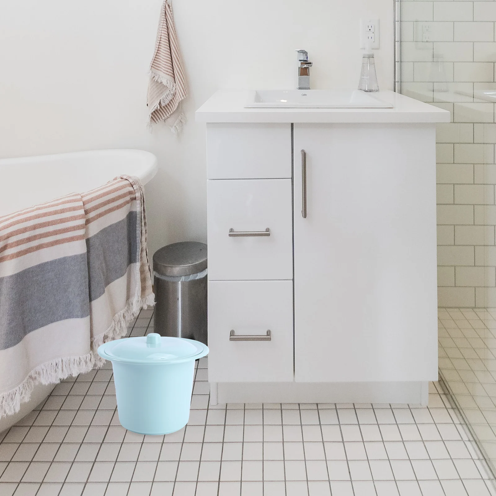 Urinal Chamber Pot Bucket Bedpan Bedside Emergency Urinelidpots Adults Toilet Spittoon Potty Bottle Women Pee Portable Commode 4